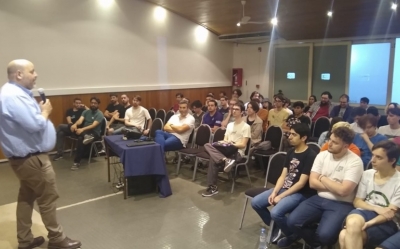 Portfolio Day de la Carrera de Videojuegos de IES