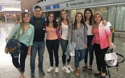 Alumnos, docentes y egresados de RR.PP. visitaron Buenos Aires