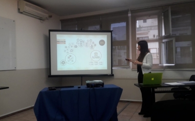 “La Modalidad Distancia está muy bien diseñada para las personas que trabajamos”